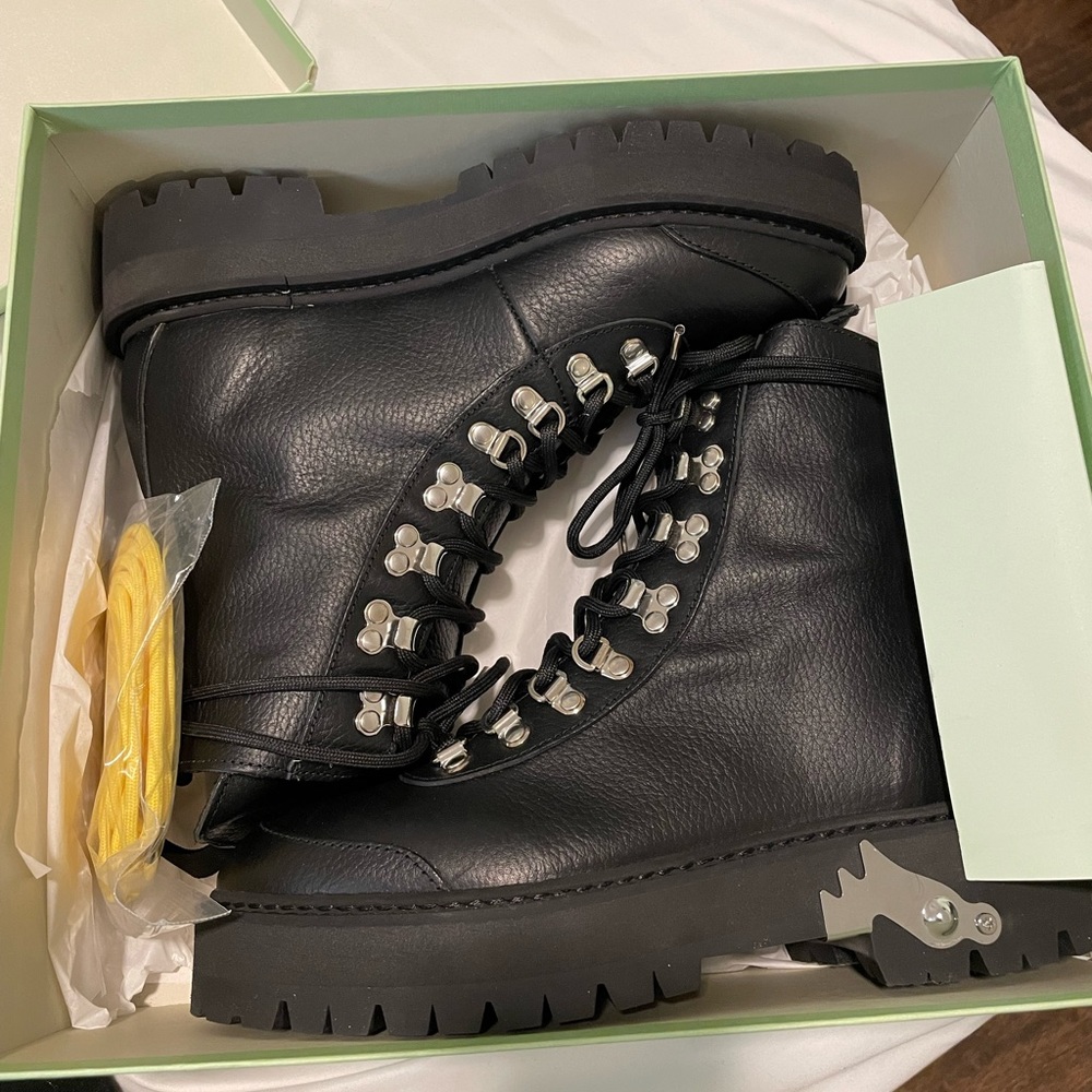 off white boots women’s size 8